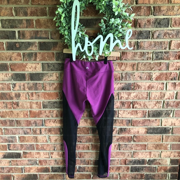 ✨5/$15 { JALA } Magenta Purple Vega Mesh Panel Work Out Leggings - Picture 9 of 13